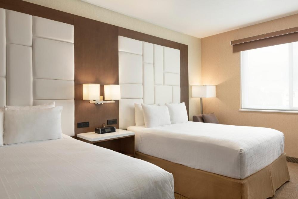 Wyndham Anaheim Image 14