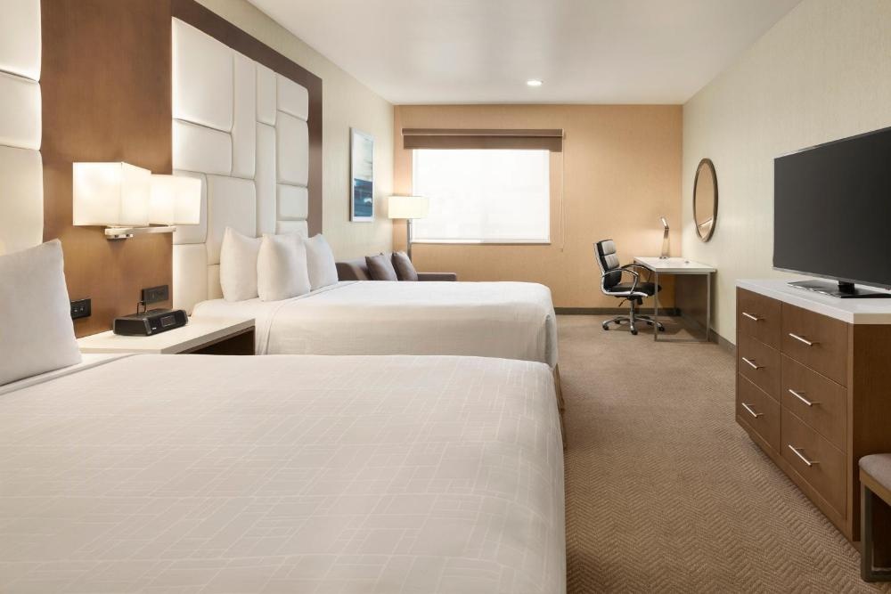 Wyndham Anaheim Image 20