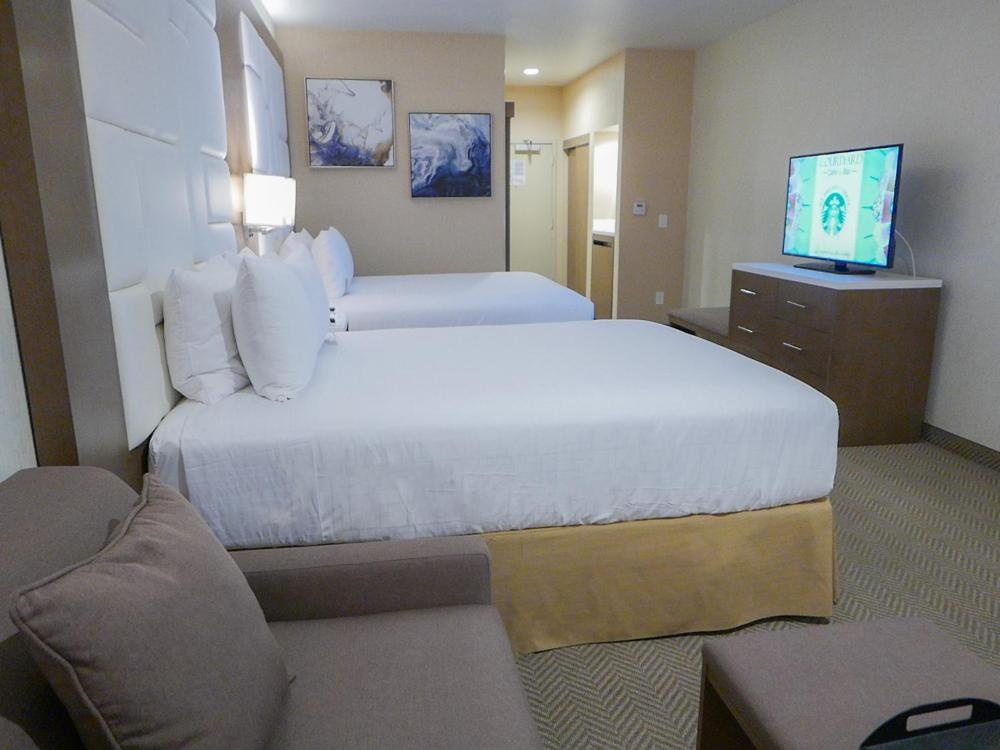 Wyndham Anaheim Image 38